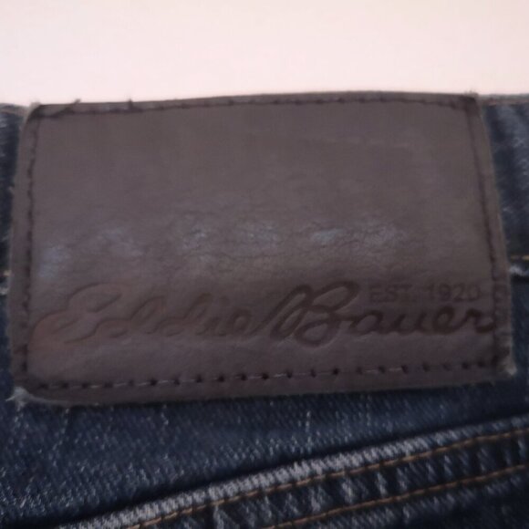 Eddie Bauer Men's Slim Fit Medium Wash Size 34/30 Blue Jeans - Picture 6 of 15